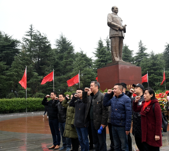 继续教育学院党总支体验式学习.jpg