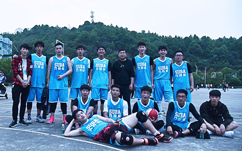 青春不散场——篮球比赛圆满落幕